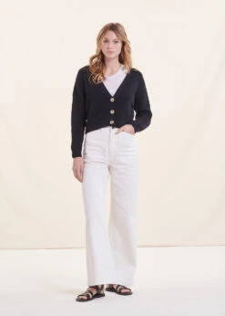 Gilet Bleu Marine Court Ajusté En Côtes Perlées -Mode Soldes Boutique FB GI CASTEL 608 a 20ff9526 6981 44b5 ace2 eb293fb72aaa