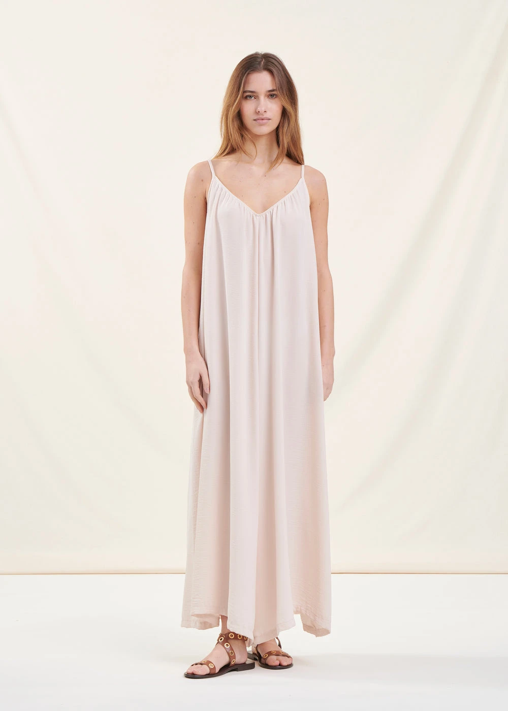 Combinaison Ample à Bretelles écrue 4 Combinaison Ample à Bretelles écrue – Image 2