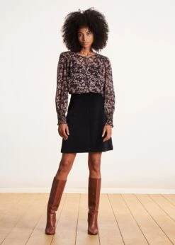 Jupe Noire Courte En Velours Côtelé