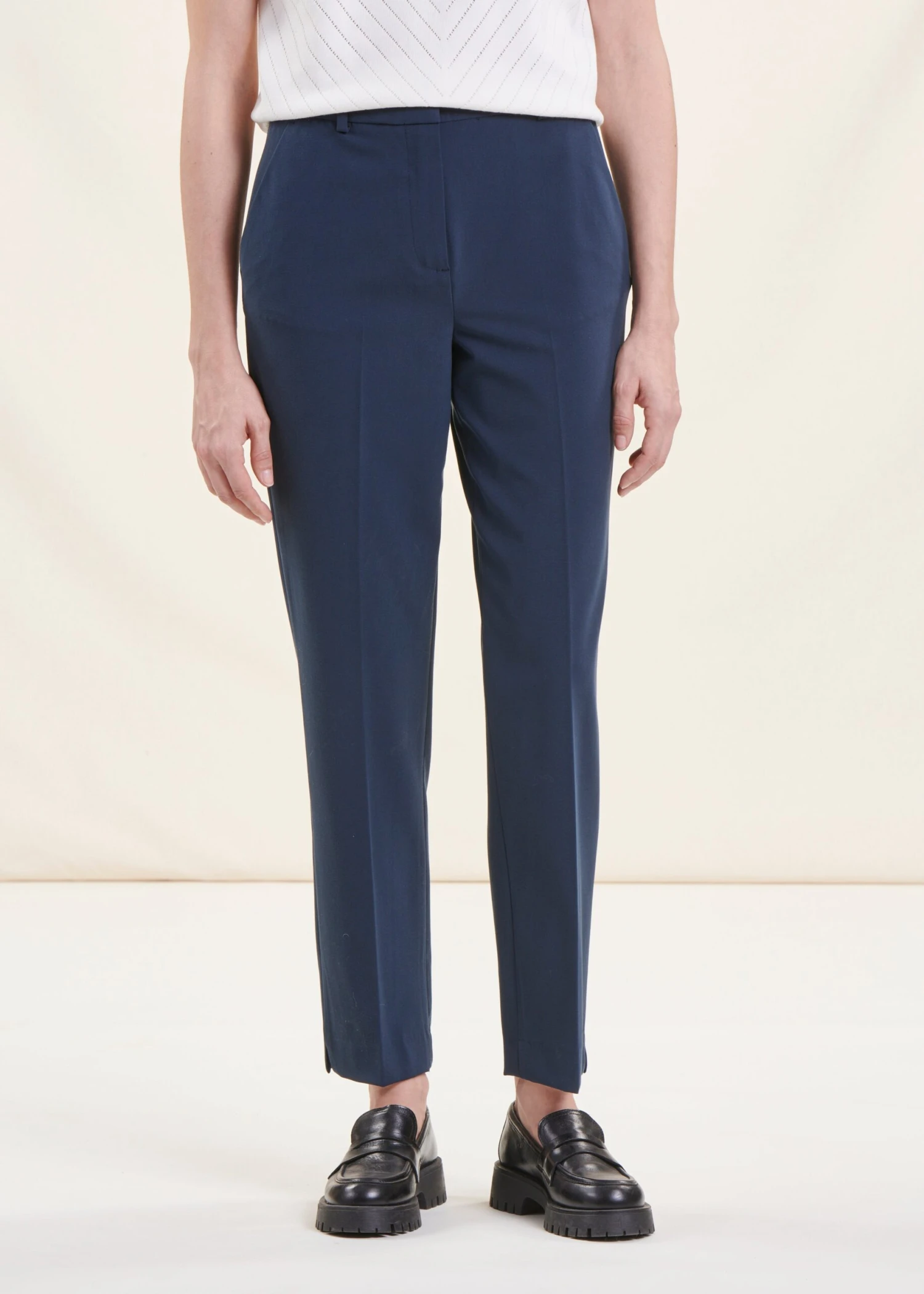 Pantalon Cigarette Bleu Marine 7/8ème 4 Pantalon Cigarette Bleu Marine 7/8ème – Image 2