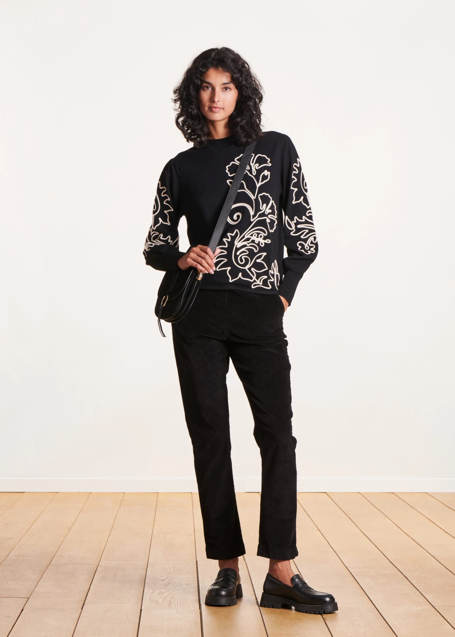 Pantalon Noir Droit En Velours Côtélé 2 Pantalon Noir Droit En Velours Côtélé