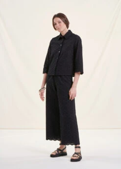 Chemise Noire En Broderie Anglaise Manches 3/4 -Mode Soldes Boutique FH CH VAPOLA R 700 c