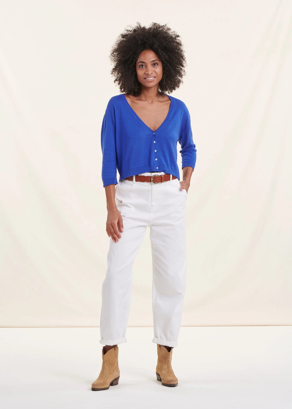 Gilet Court Bleu Roi Manches Longues Col V 7 Gilet Court Bleu Roi Manches Longues Col V – Image 6