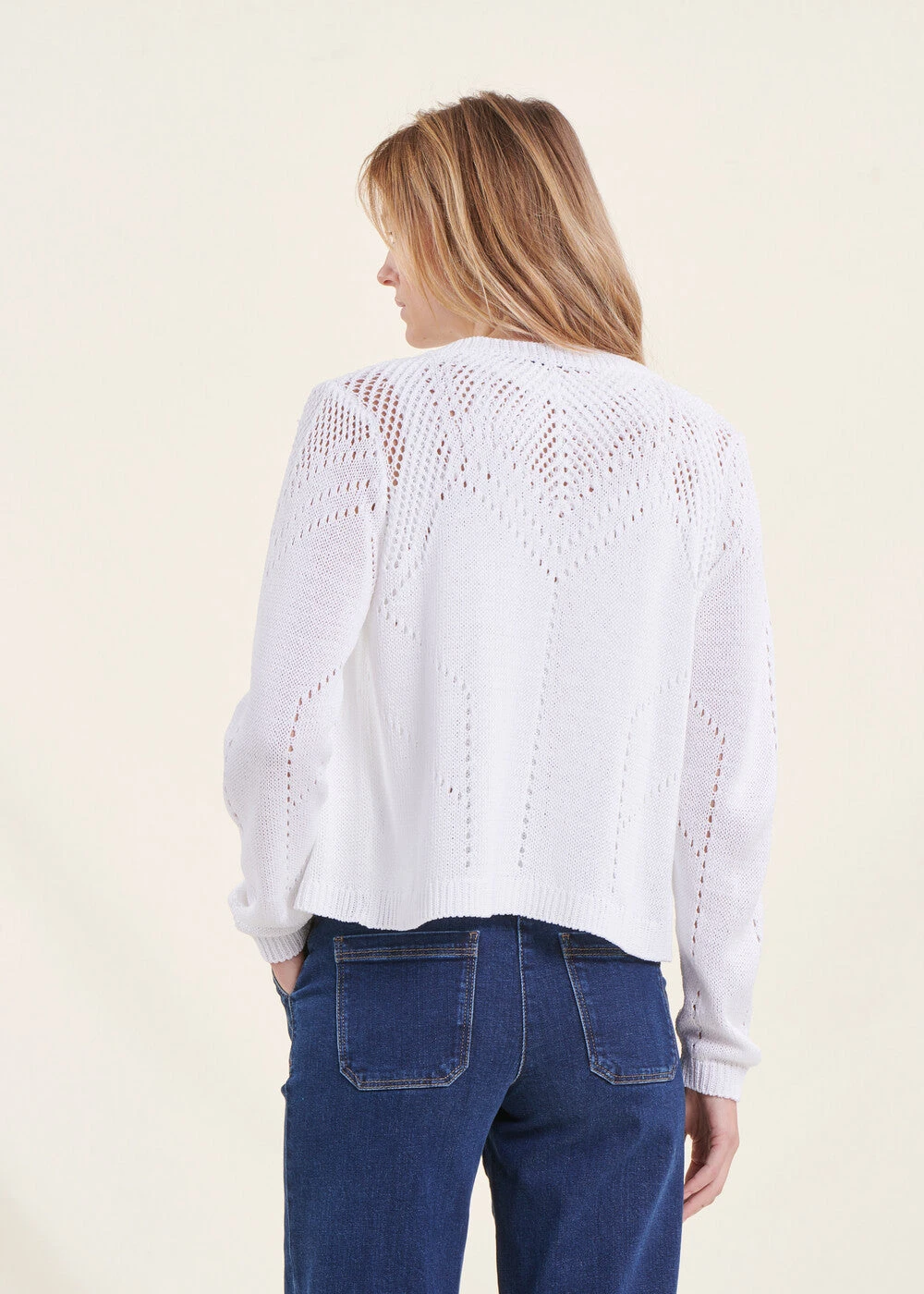 Gilet Blanc Manches Longues Encolure Ronde 5 Gilet Blanc Manches Longues Encolure Ronde – Image 3