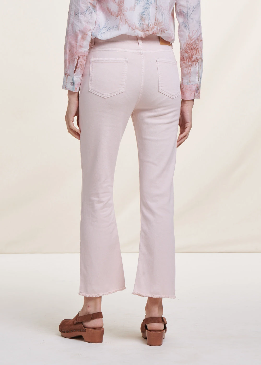 Jean Légèrement évasé Rose En Coton Biologique 6 Jean Légèrement évasé Rose En Coton Biologique – Image 4