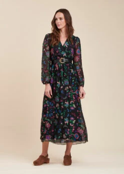 Robe Longue Cintrée Bohème Noire En Voile Fleuri -Mode Soldes Boutique FH RO REOLA J 700 c