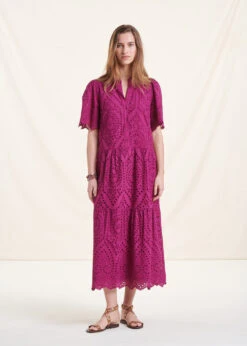 Robe Longue En Broderie Anglaise Violette à Manches Courtes
