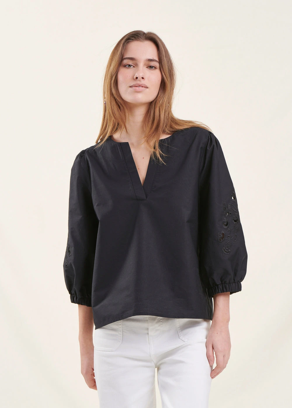 Top Noir Encolure Tunisienne En Coton 3 Top Noir Encolure Tunisienne En Coton