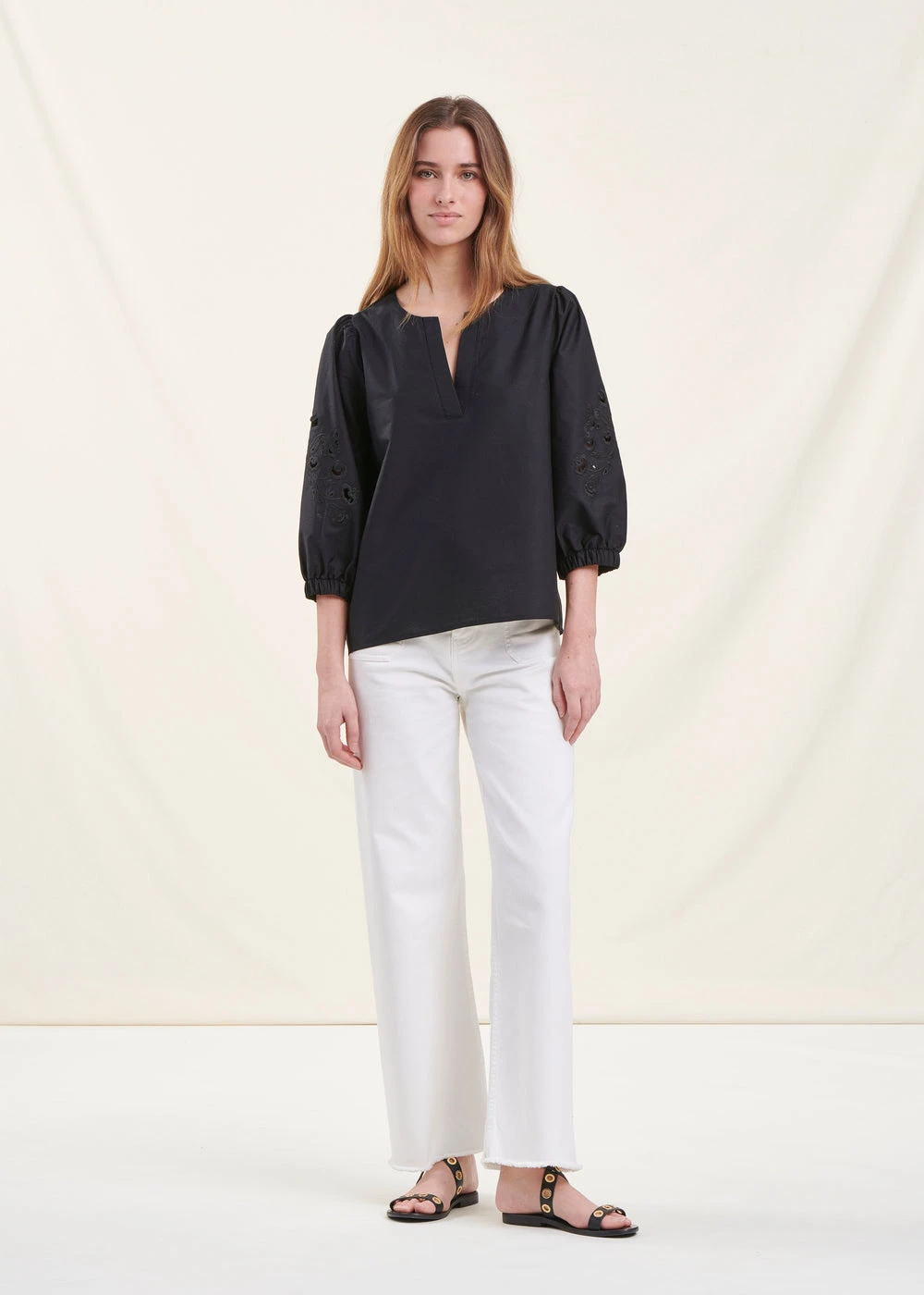 Top Noir Encolure Tunisienne En Coton 4 Top Noir Encolure Tunisienne En Coton – Image 2